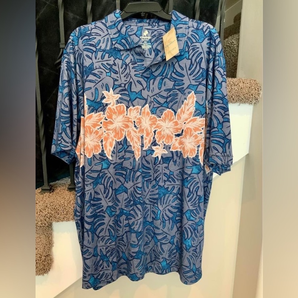 Men’s BRAND NEW Size XXL Short Sleeve Shirt.  #1532